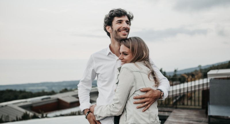 Mantener una conexión emocional en una relación a larga distancia