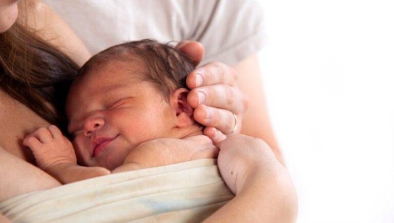 ¡Atención! Problemas de Apego Materno: Guía para Entender y Superar los "Mommy Issues"