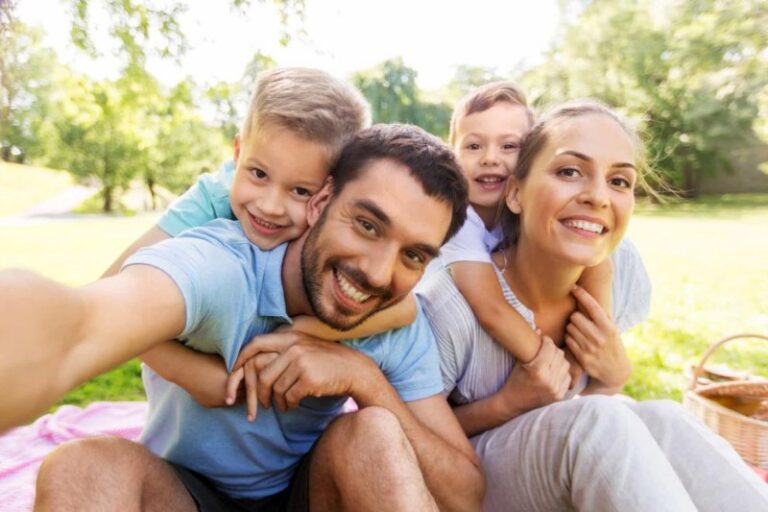 Familias ensambladas: una guía para padres y niños