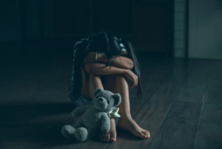 Recuperación del Maltrato Emocional: Guía para Sobrevivientes y Abusadores